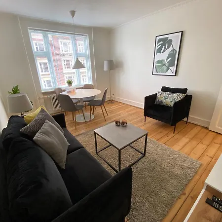 Apartamento Lovely In Elegant Osterbro Copenhaga