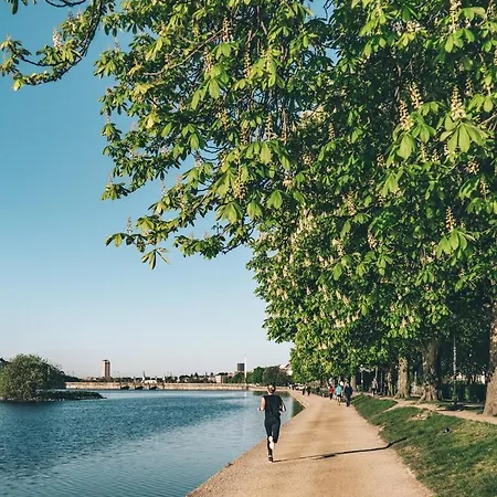 Lovely In Elegant Osterbro Copenhaga